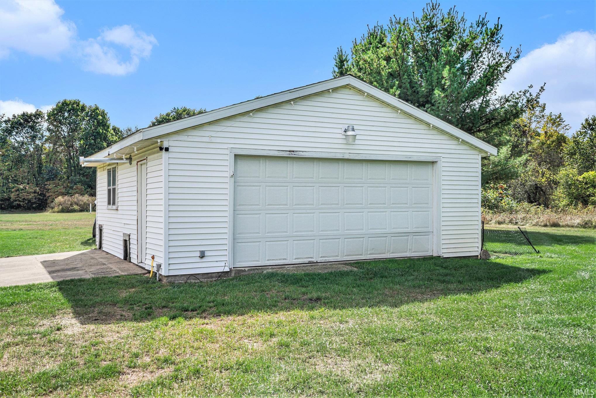 10622 Harrison Road Osceola, IN 46561 - Photo 8 of 36 Gallery Image 8