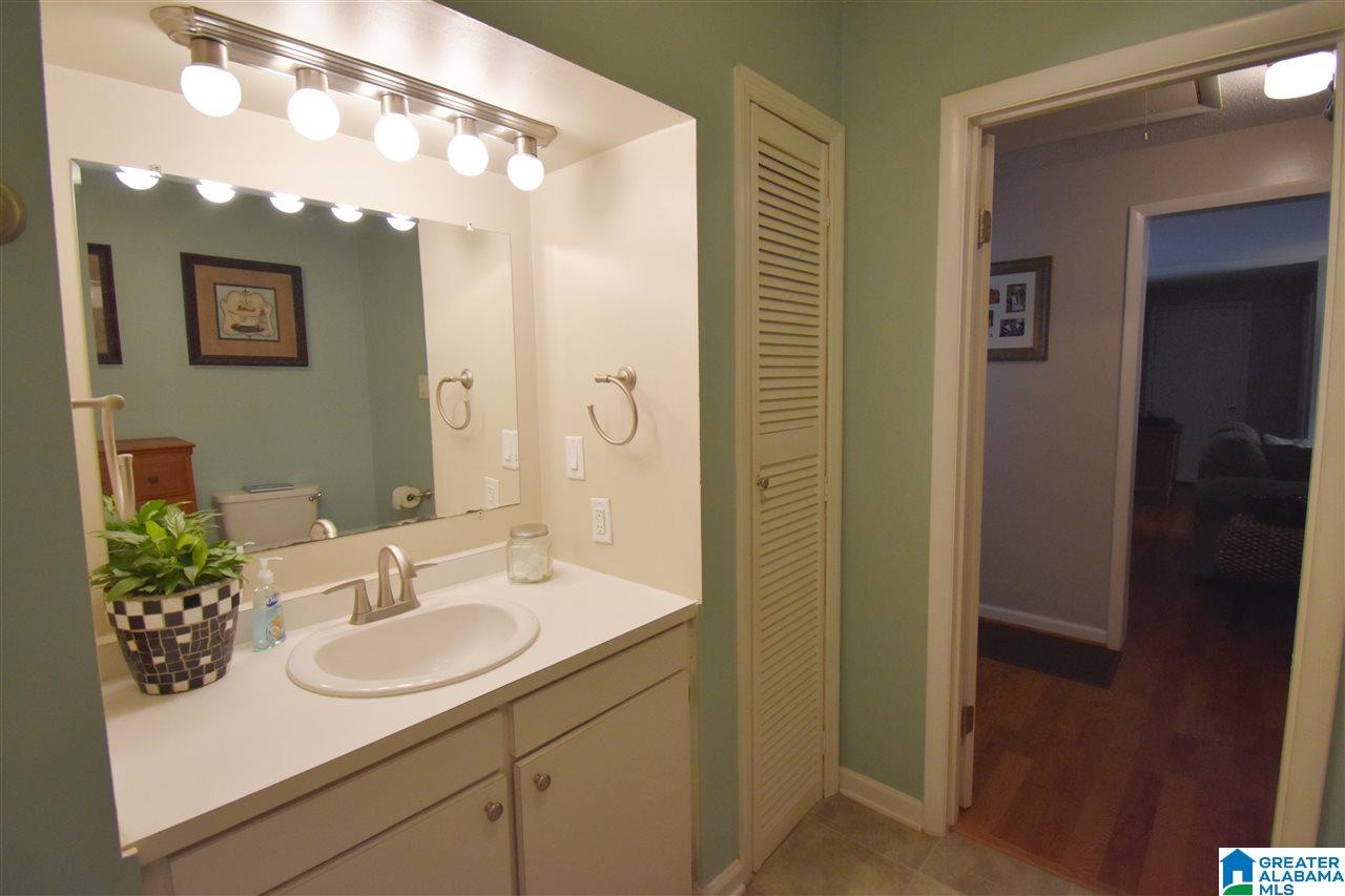 855 Skyview Lake Road Warrior, AL 35180 - Photo 10 of 19 Gallery Image 10