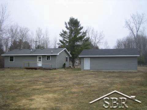 5205 Swaffer Road Millington, MI 48746 - Photo 8 of 11 20063859-7.JPG