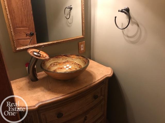 218 Wadhams Road St. Clair, MI 48079 - Photo 14 of 22 31328918-14.JPG