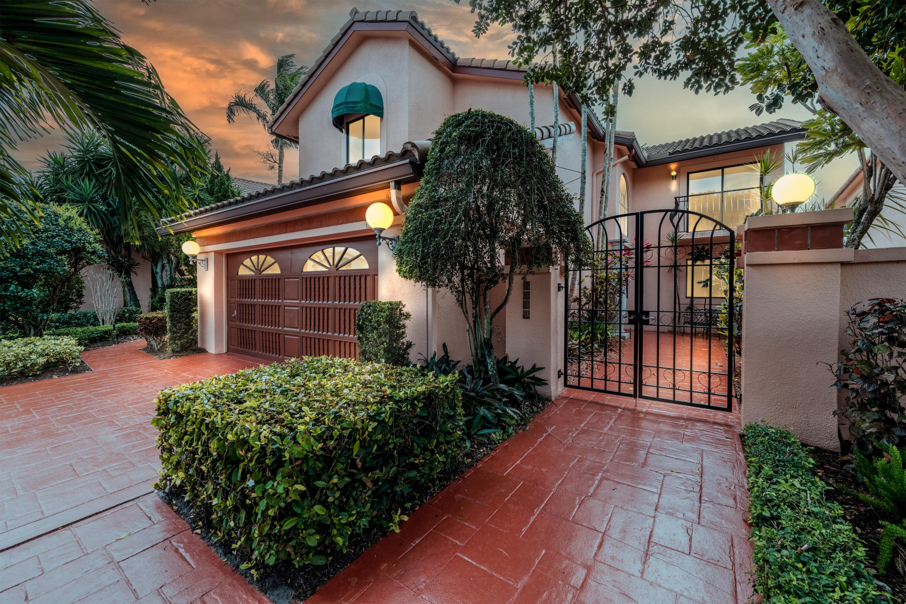 6538 Via Benita Boca Raton, FL 33433 - Photo 1 of 45 twilightbright
