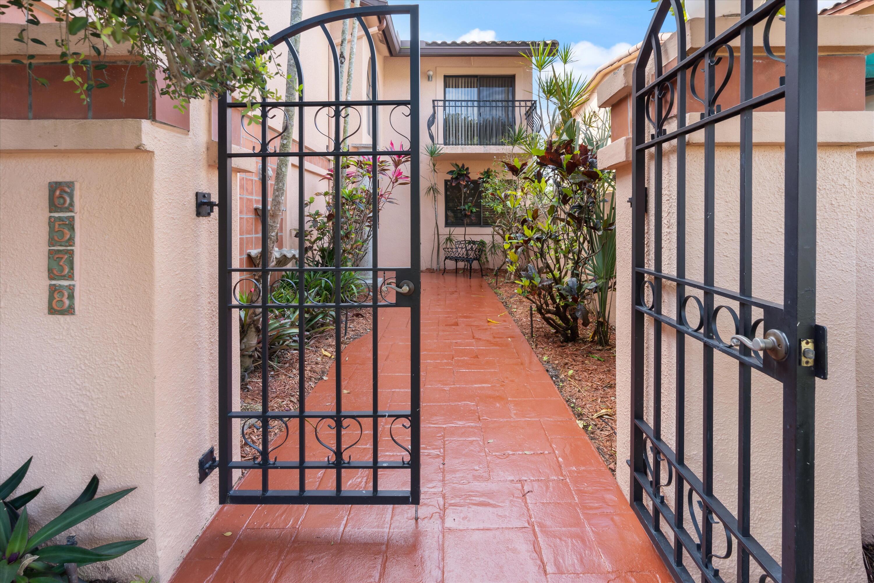 6538 Via Benita Boca Raton, FL 33433 - Photo 6 of 45 02-6538 Via Benita Boca Raton FL-101