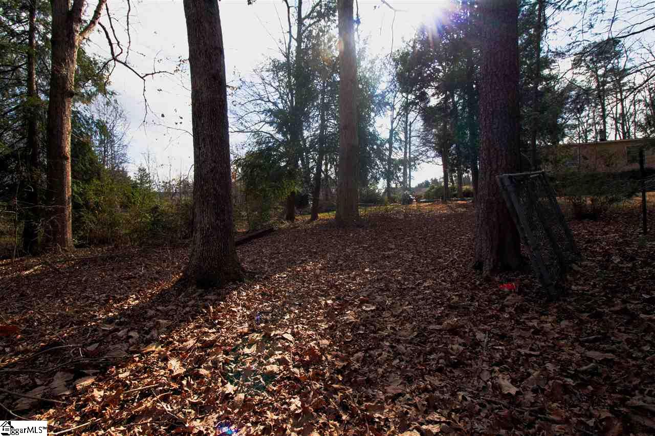 461 Tanyard Road Greenville, SC 29609 - Photo 16 of 26