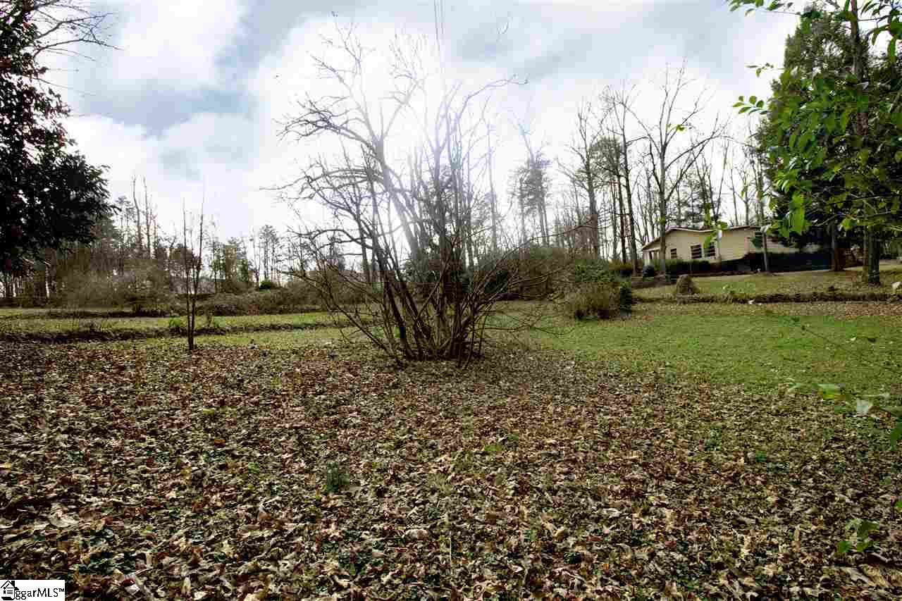 461 Tanyard Road Greenville, SC 29609 - Photo 17 of 26