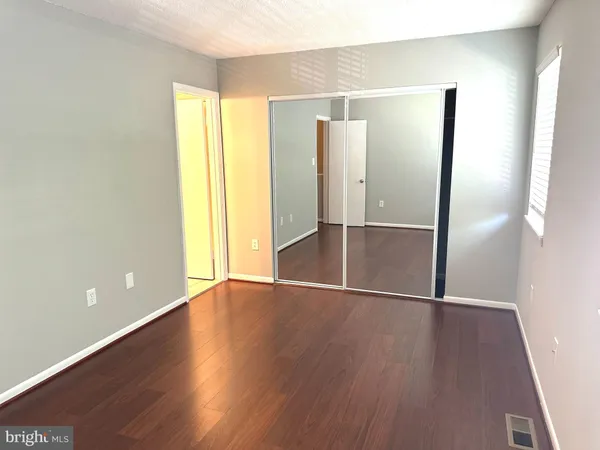 $2,350 | 11432 Herefordshire Way, Germantown, MD 20876