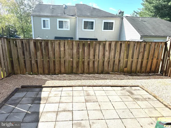 $2,350 | 11432 Herefordshire Way, Germantown, MD 20876