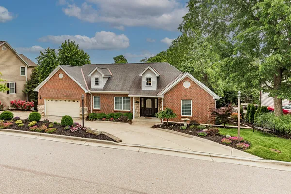 $798,800 | 1025 Jackson Road, Covington, KY 41011