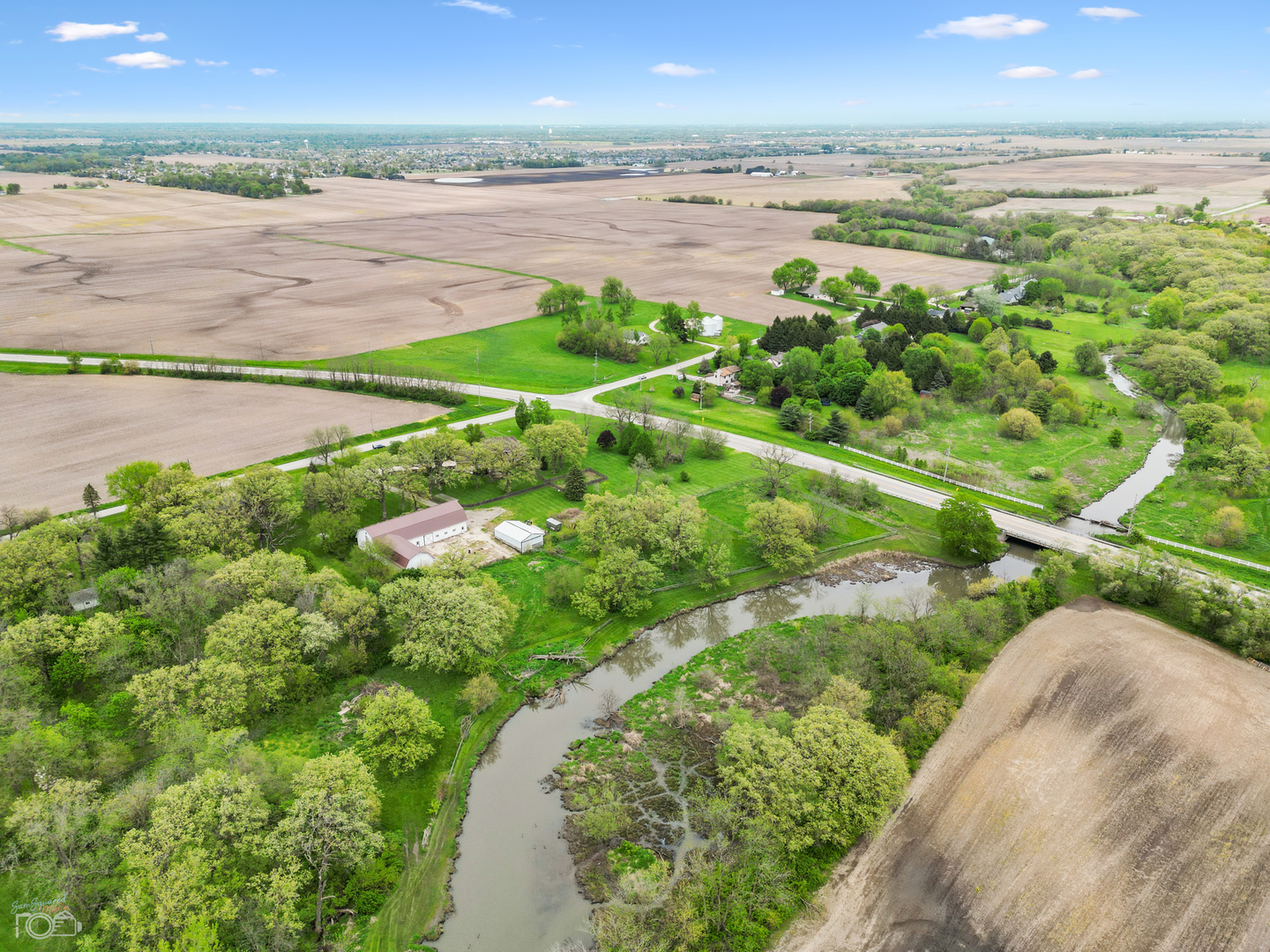 16015 West Baker Road Manhattan, IL 60442 - Photo 62 of 66 a view of a lake with a beach