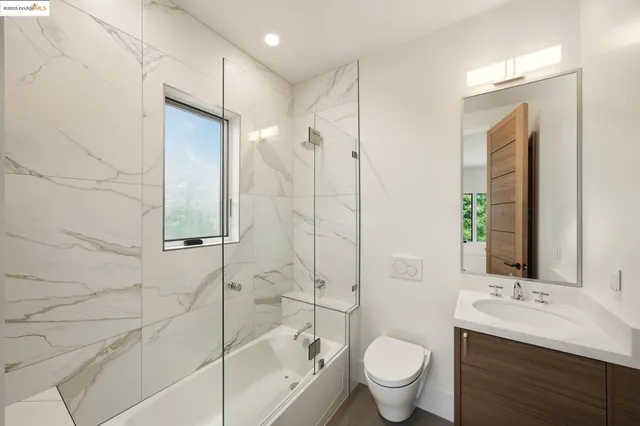 $3,450,000 | 13462 Campus Drive, Oakland, CA 94619