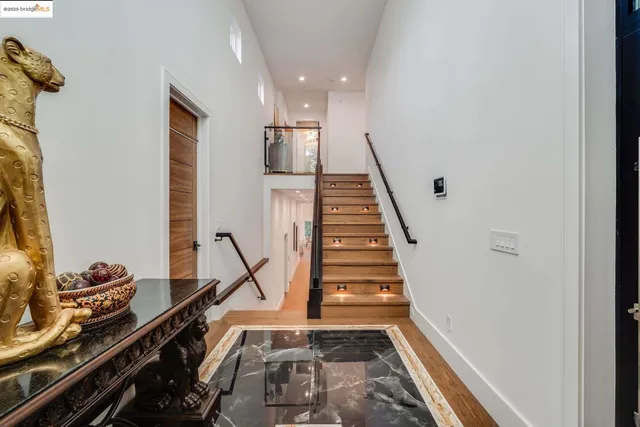 $3,450,000 | 13462 Campus Drive, Oakland, CA 94619