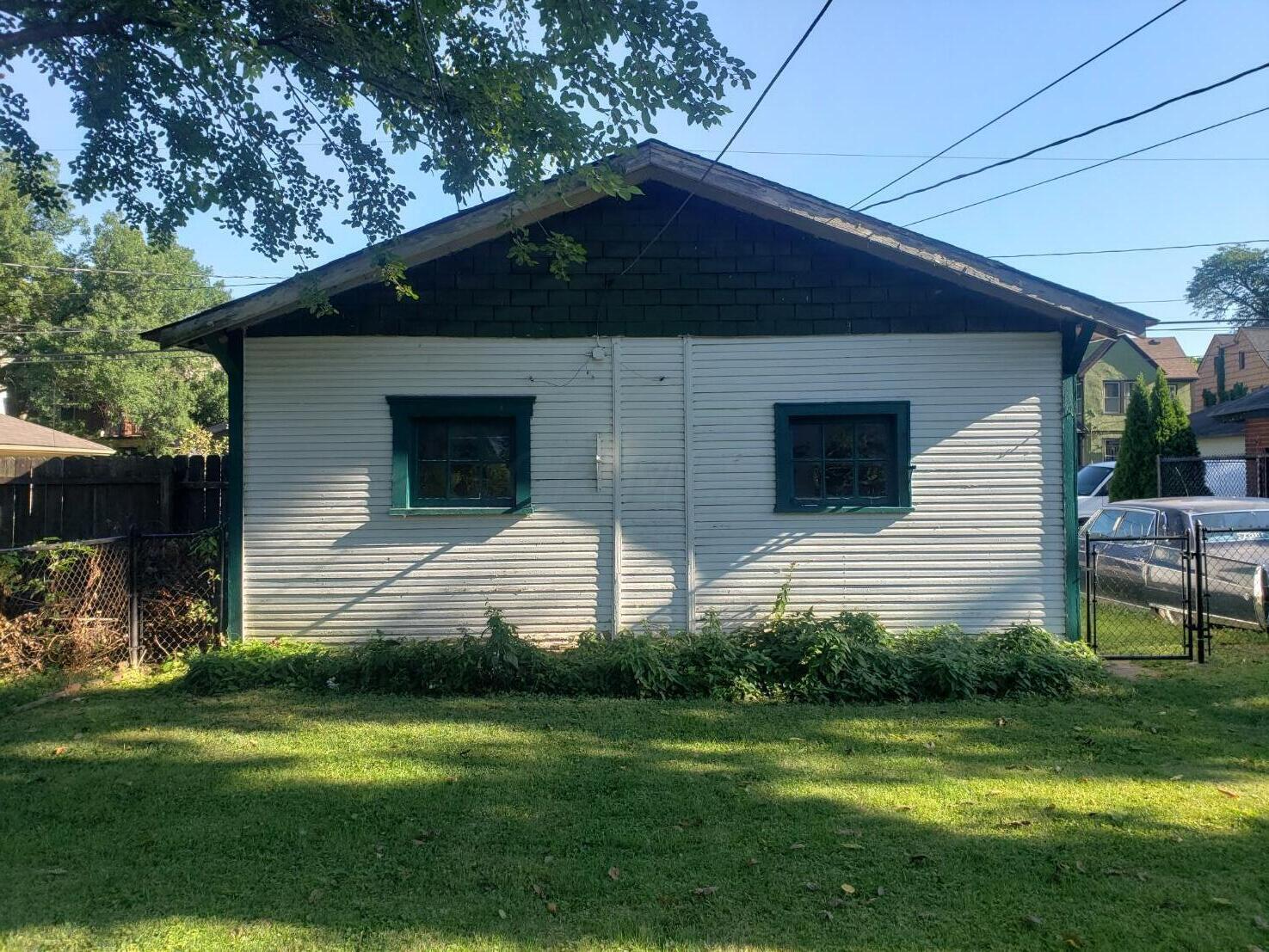 1846 Bryden Road Columbus, OH 43205 - Photo 8 of 40 20220819_092909