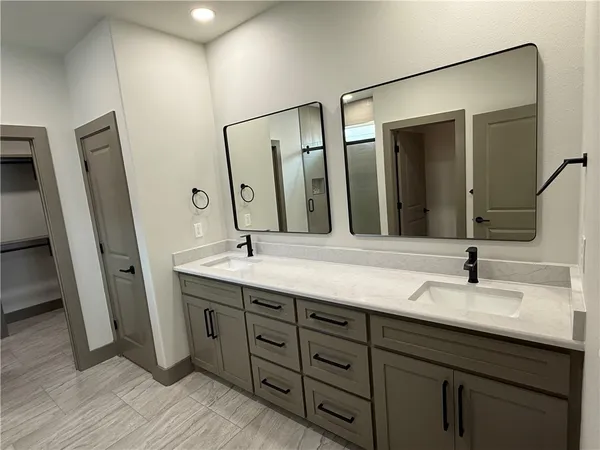 $2,900 | 3805 Willow Weep Drive, Corpus Christi, TX 78410