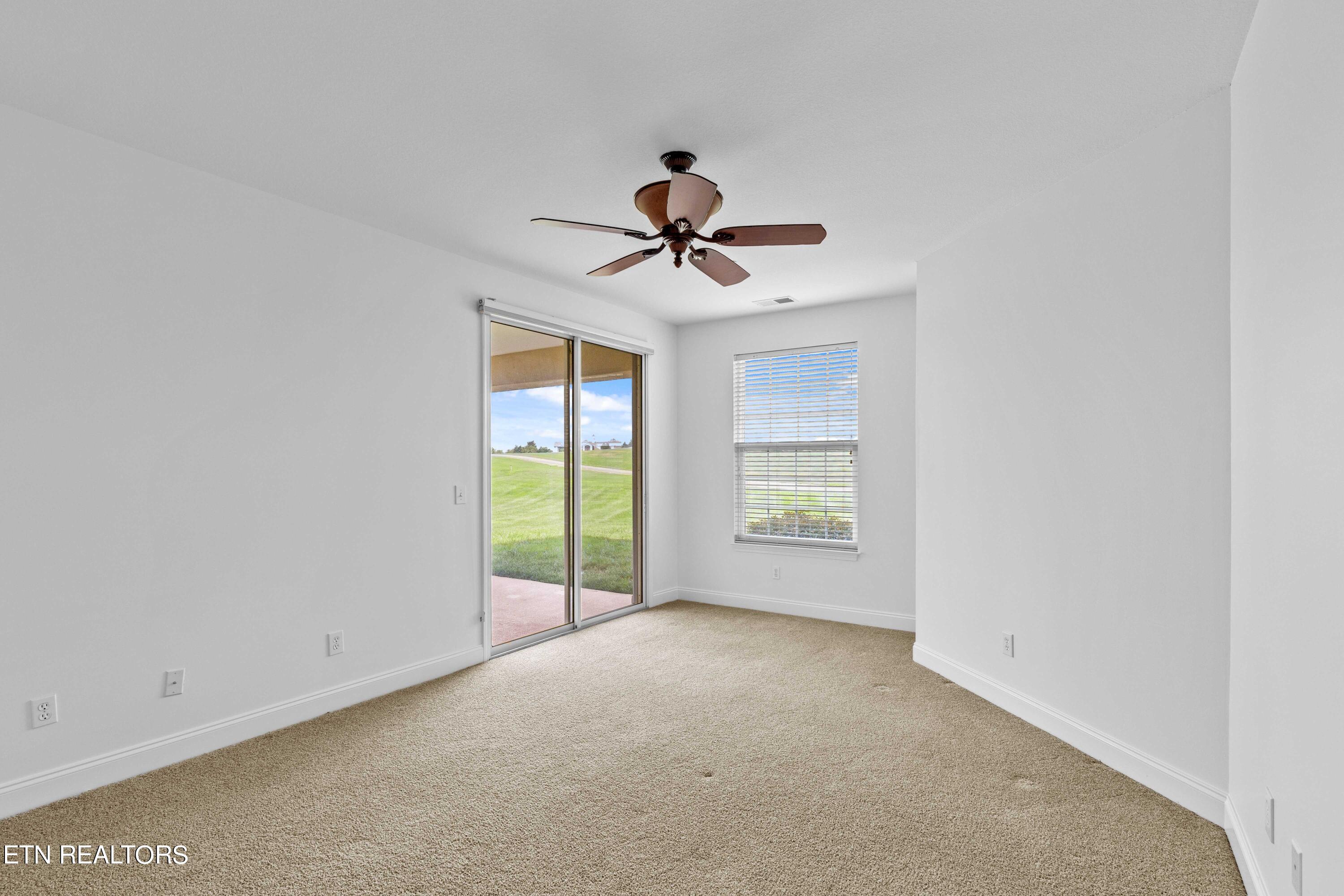 545 Rarity Bay Parkway, Unit 101 Vonore, TN 37885 - Photo 11 of 23 IMG_8609