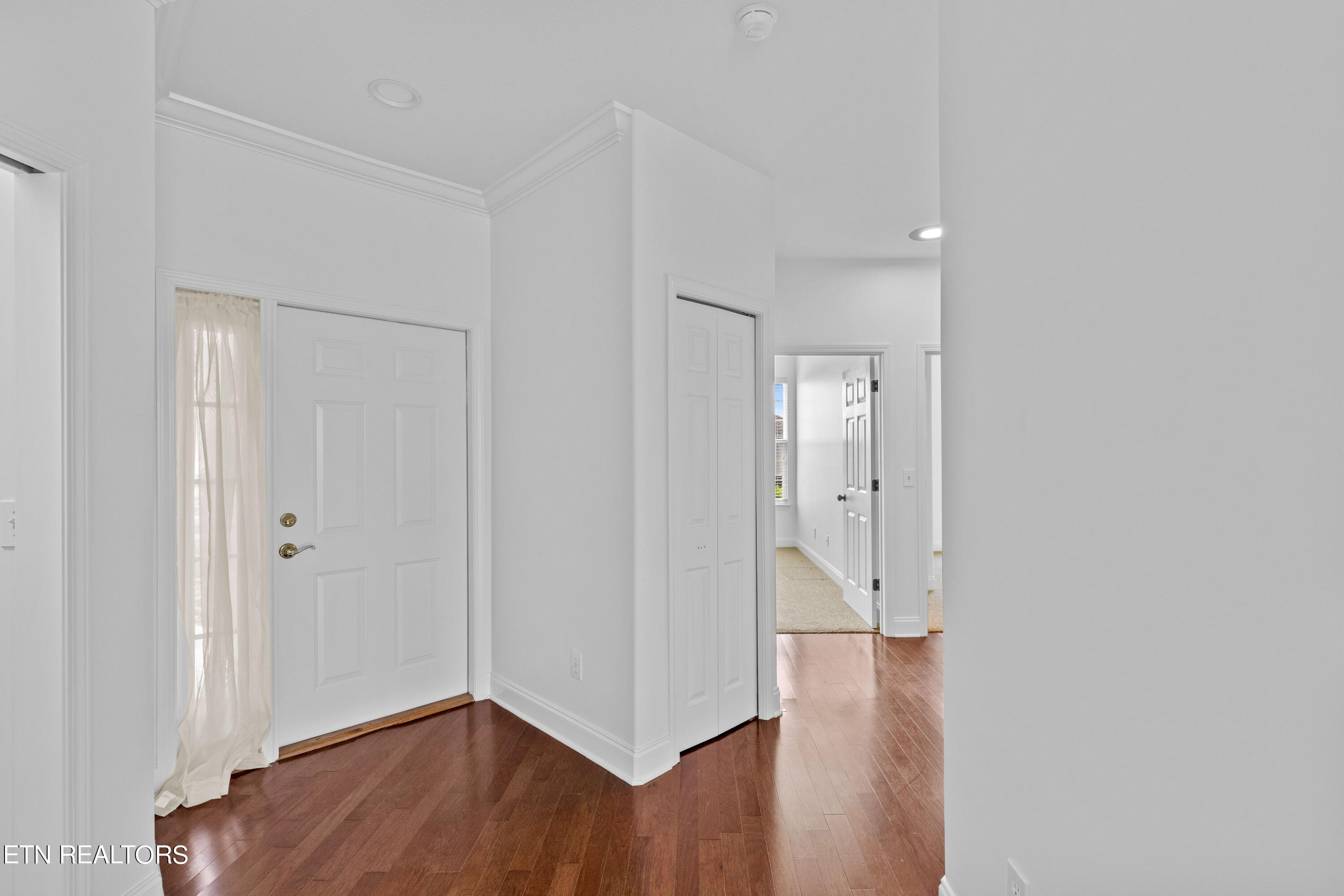 545 Rarity Bay Parkway, Unit 101 Vonore, TN 37885 - Photo 15 of 23 IMG_8588