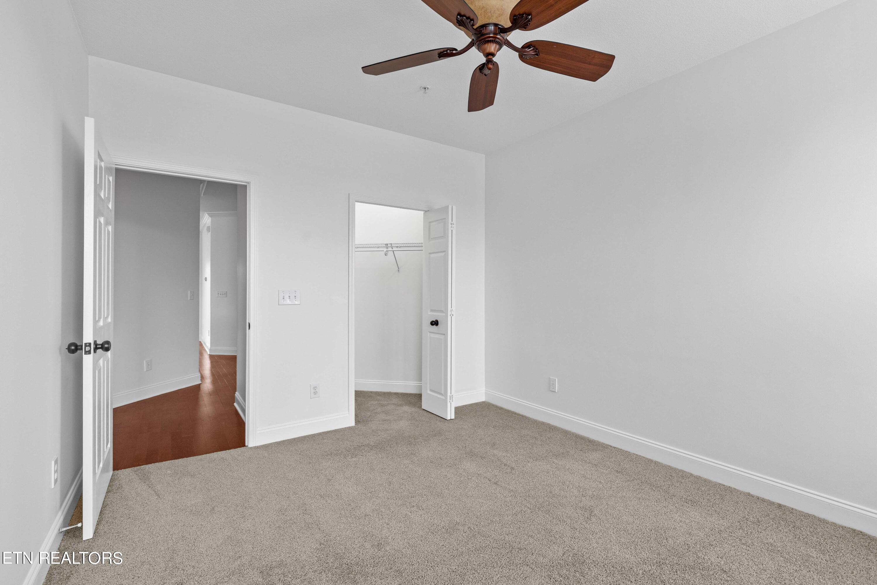 545 Rarity Bay Parkway, Unit 101 Vonore, TN 37885 - Photo 18 of 23 IMG_8636