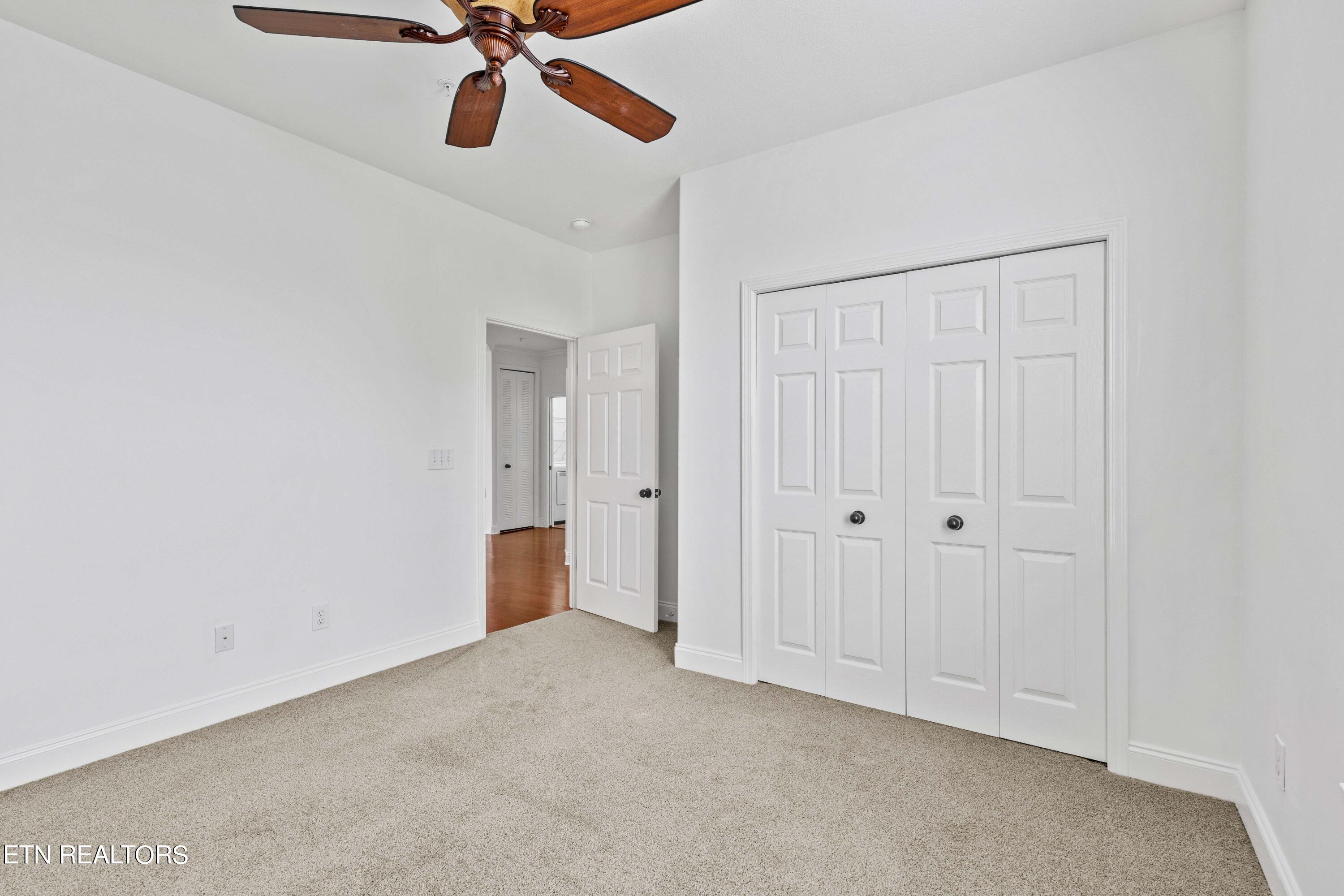 545 Rarity Bay Parkway, Unit 101 Vonore, TN 37885 - Photo 20 of 23 IMG_8642