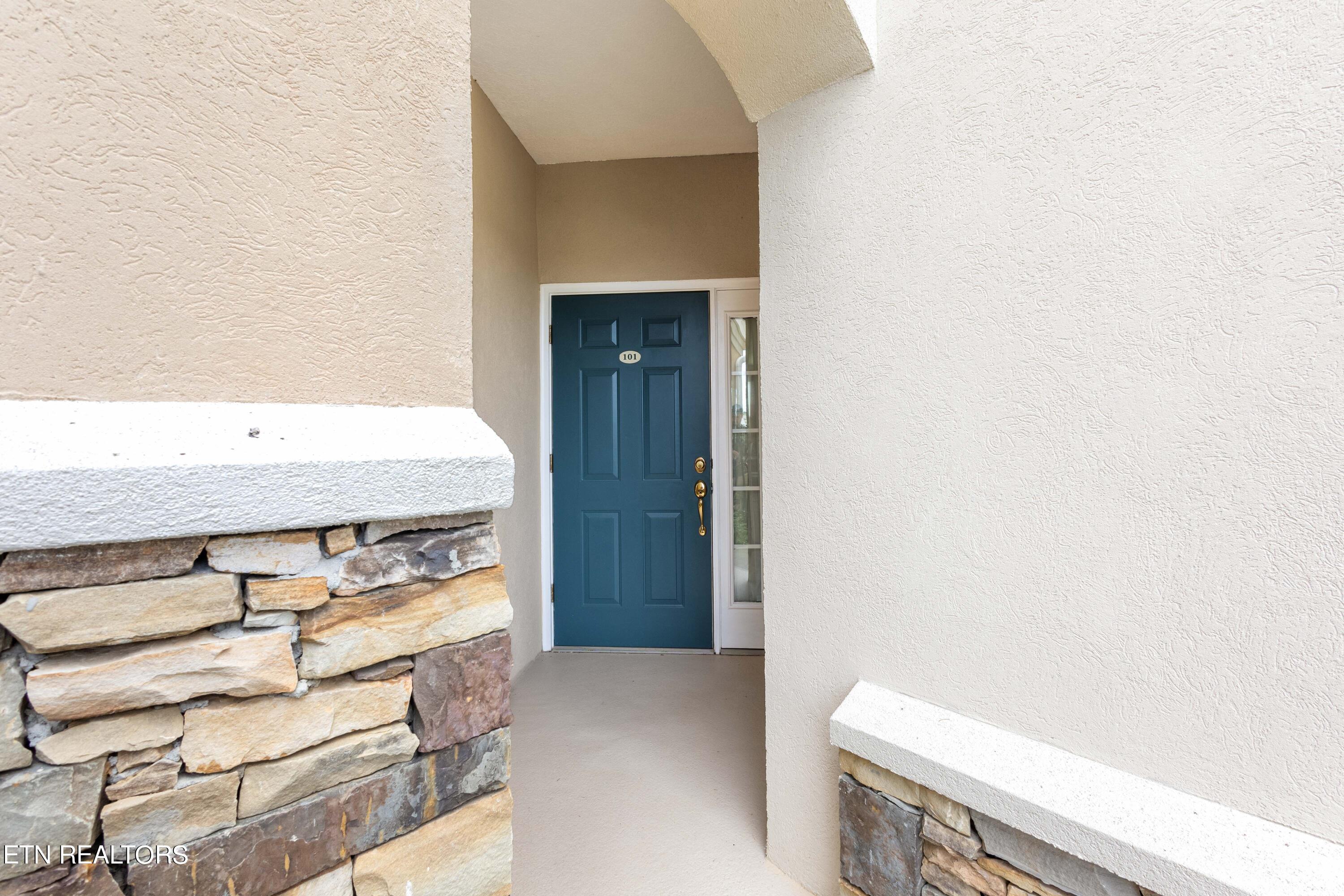 545 Rarity Bay Parkway, Unit 101 Vonore, TN 37885 - Photo 2 of 23 Front Entry