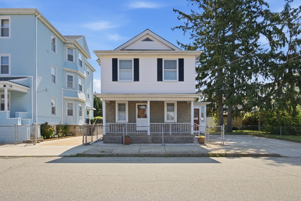 27 Johnson Street Fall River, MA 02723 - Photo 2 of 23