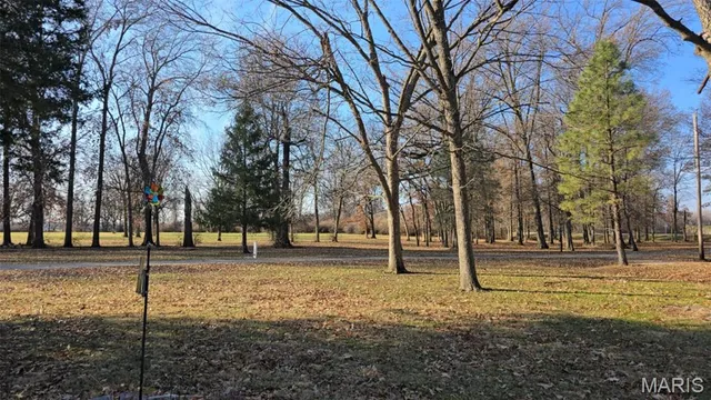 $3,200,000 | 4220 New Poag Road, South Roxana, IL 62087