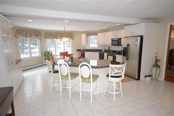 6 Haskell Road Andover, MA 01810 - Photo 2 of 30 Gallery Image 2