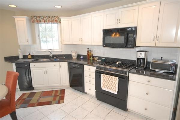 6 Haskell Road Andover, MA 01810 - Photo 3 of 30 Gallery Image 3