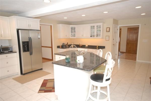 6 Haskell Road Andover, MA 01810 - Photo 5 of 30 Gallery Image 5