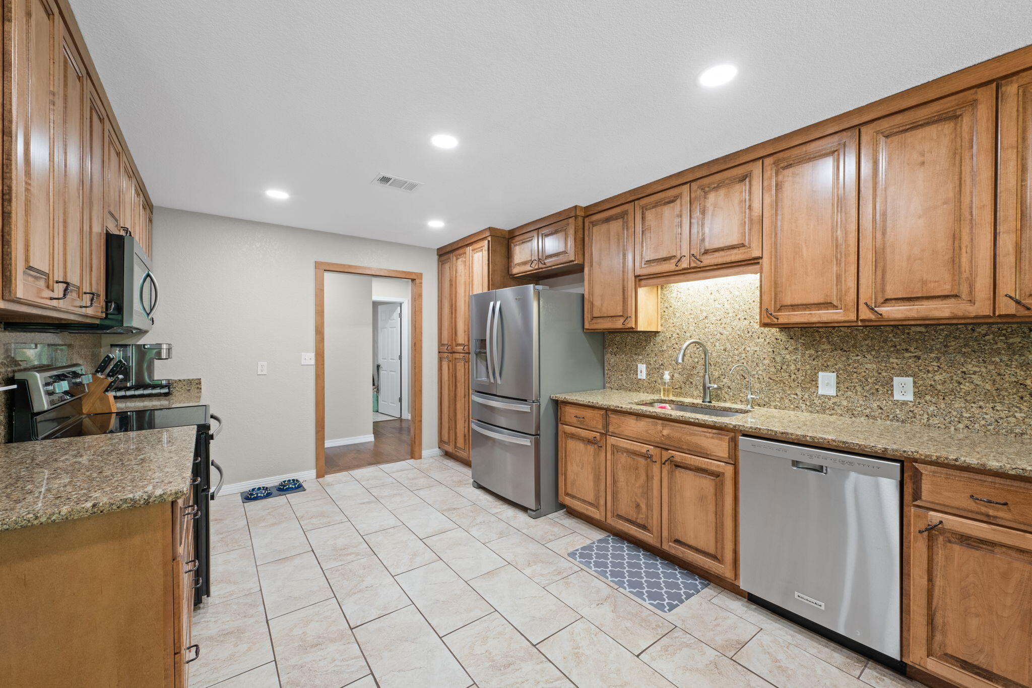 2519 Valley Road Navarre, FL 32566 - Photo 19 of 94 16-web-or-mls-2519-valley-rd