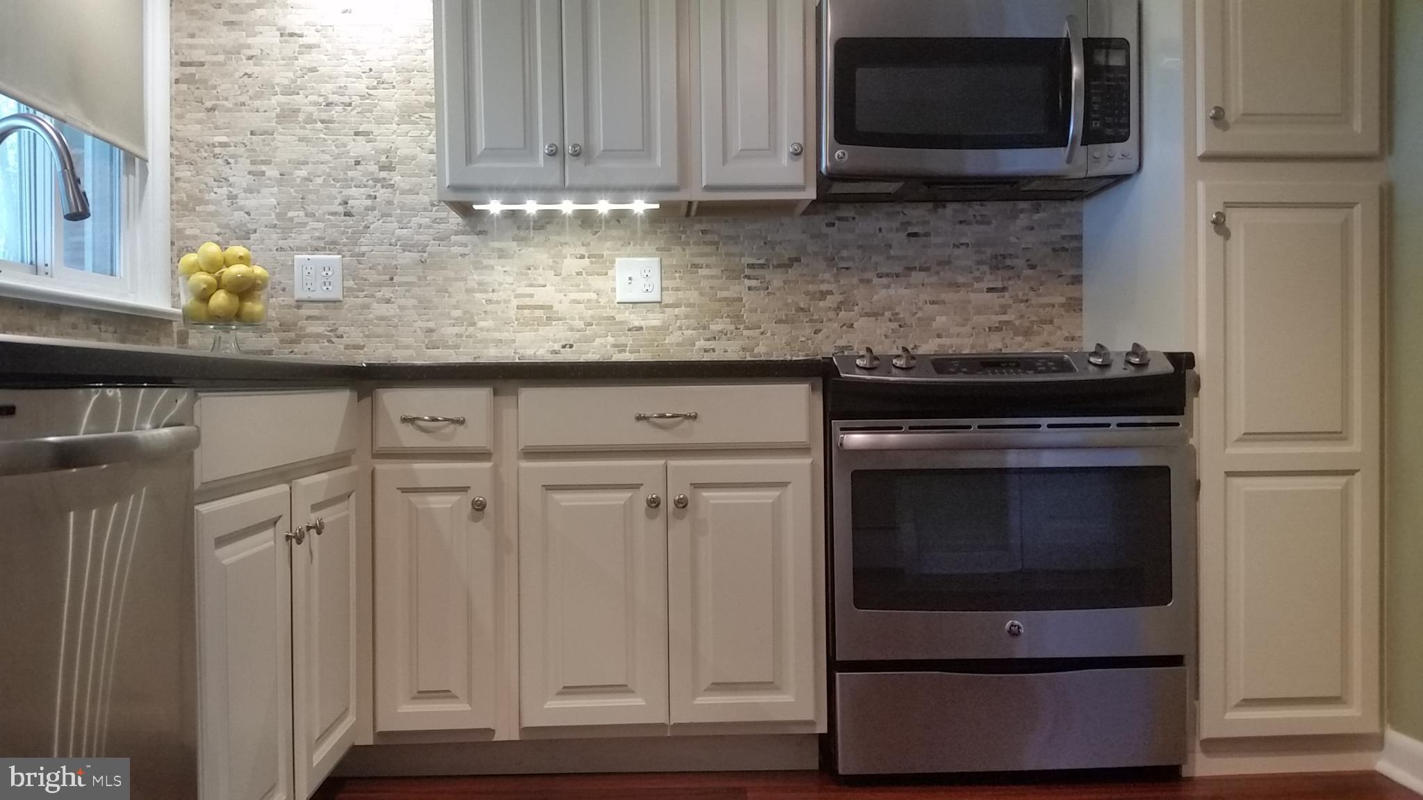 938 High Boulevard Reading, PA 19607 - Photo 18 of 29