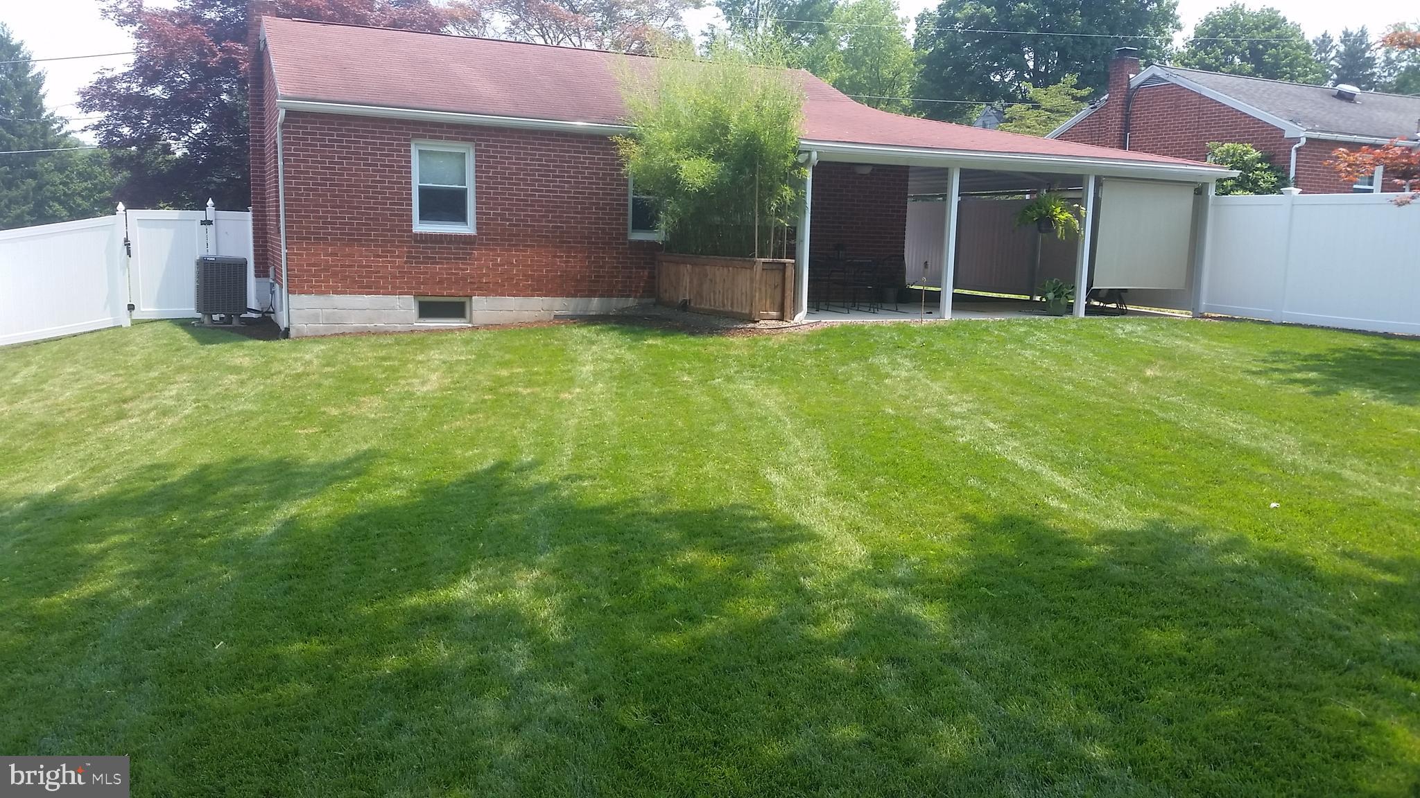 938 High Boulevard Reading, PA 19607 - Photo 6 of 29