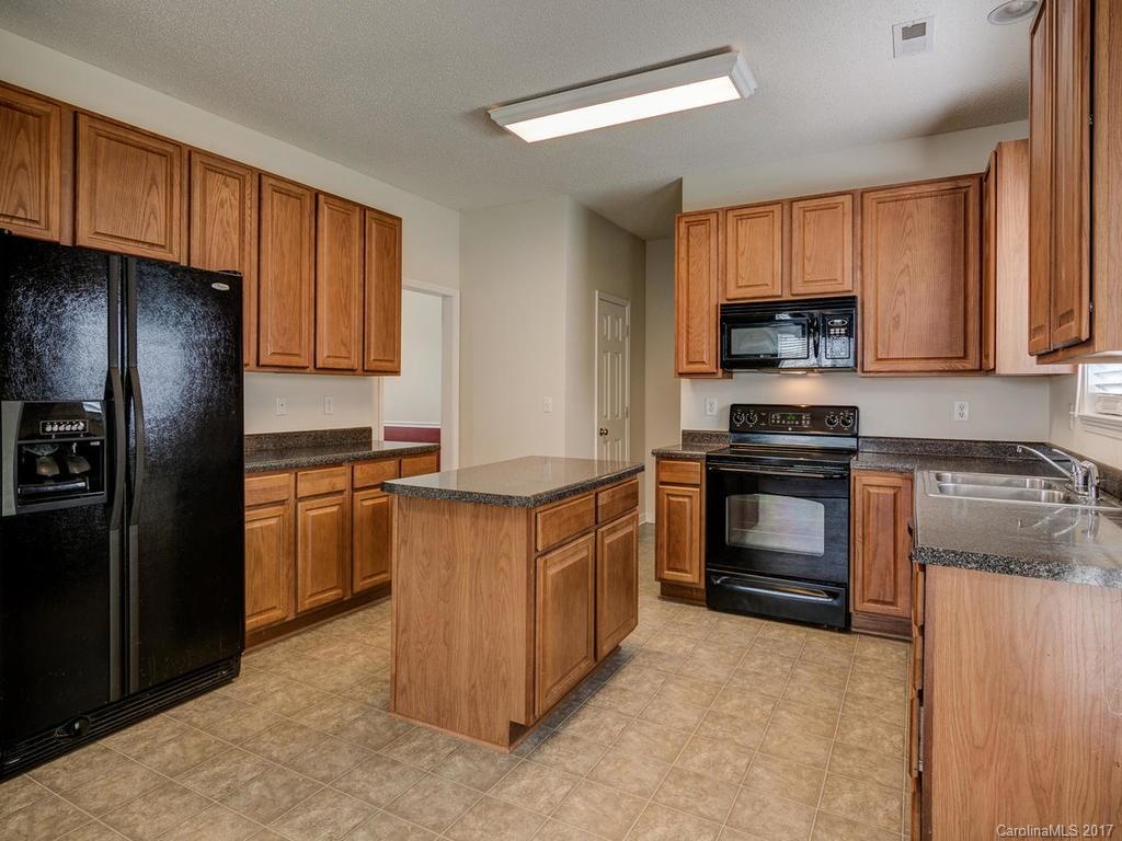 295 Wildbriar Road Fletcher, NC 28732 - Photo 8 of 24 Gallery Image 8