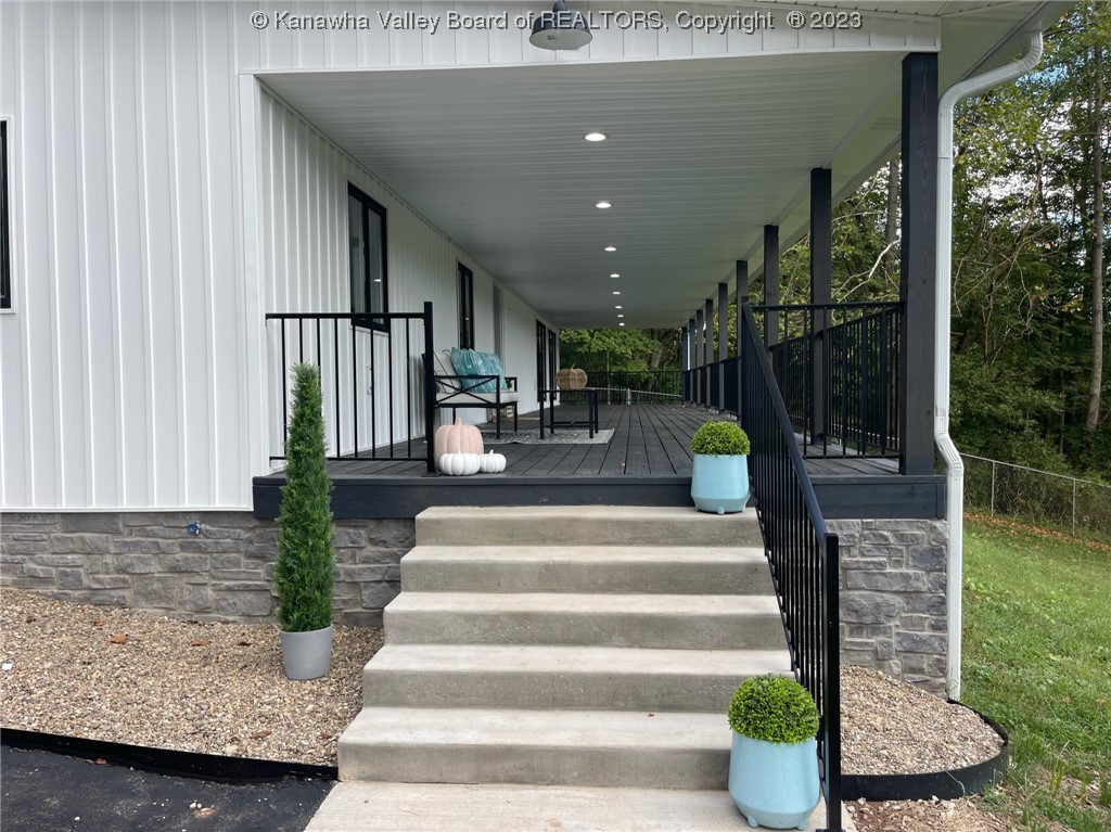 1048 River Bend Road Charleston, WV 25320 - Photo 3 of 48 Gallery Image 3