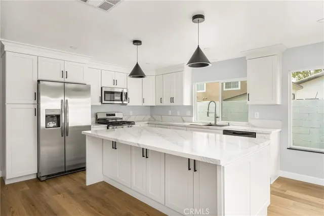 $1,799,000 | 14375 Majorca Avenue, Irvine, CA 92606