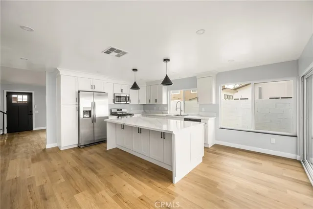 $1,799,000 | 14375 Majorca Avenue, Irvine, CA 92606