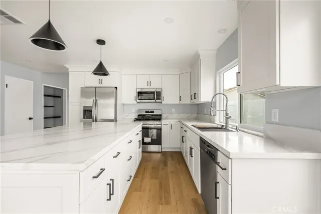 $1,799,000 | 14375 Majorca Avenue, Irvine, CA 92606