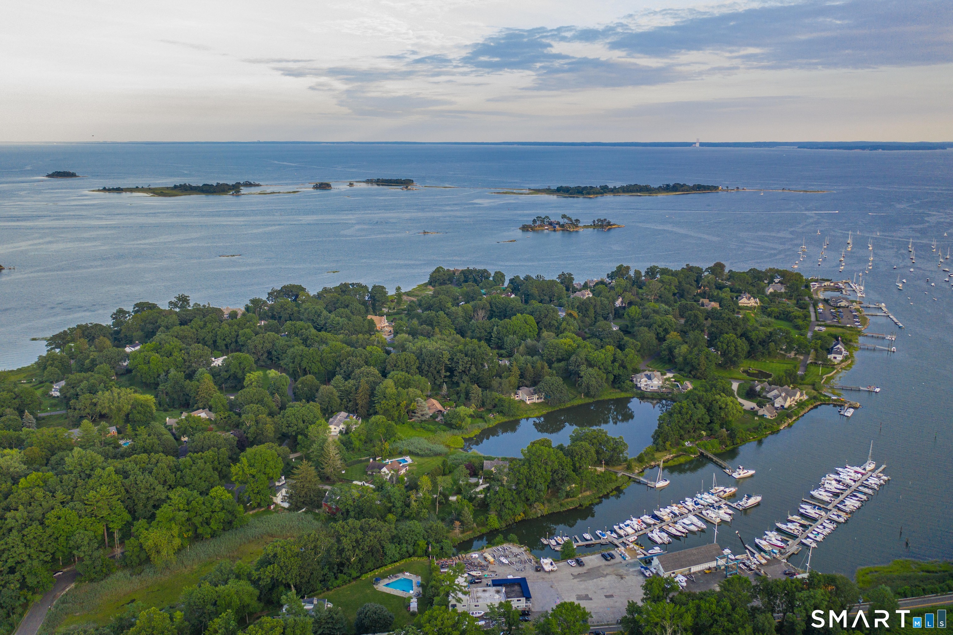 3 Hilltop Road Norwalk, CT 06854 - Photo 5 of 10