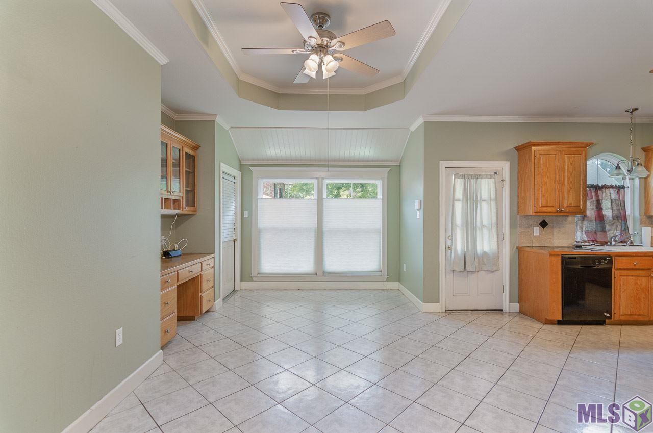 16151 Indigo Ridge Avenue Baton Rouge, LA 70817 - Photo 7 of 26 Breakfast Room