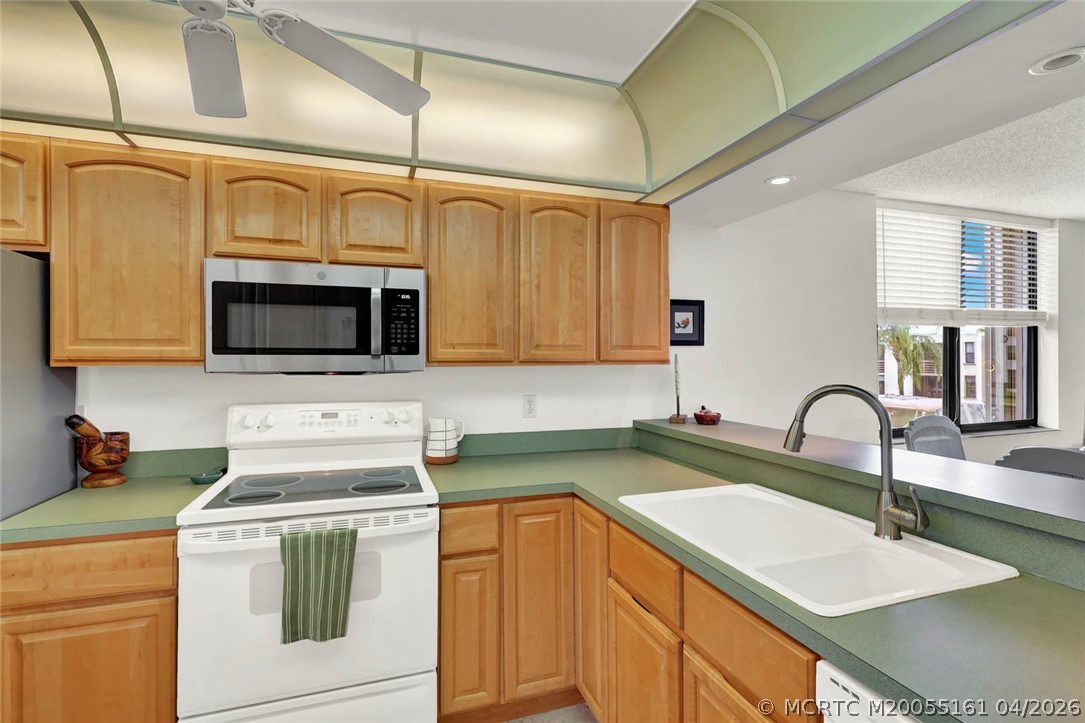 1950 Southwest Palm City Road, Unit 10201 Stuart, FL 34994 - Photo 6 of 36 Gallery Image 6