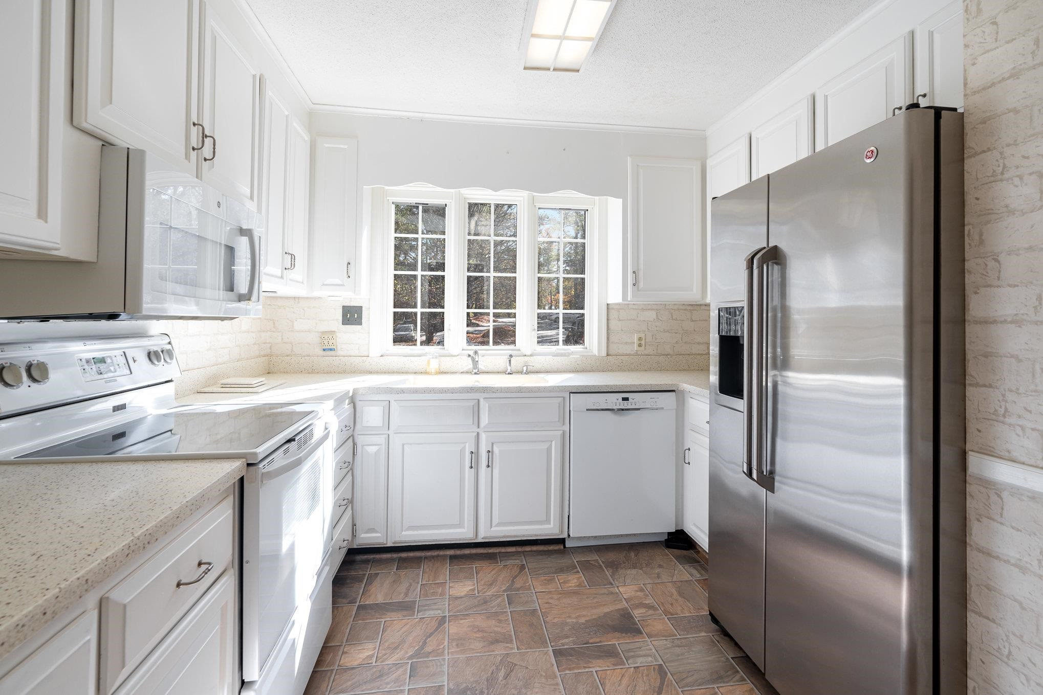3051 Wycliff Road Raleigh, NC 27607 - Photo 6 of 18 Photo 6