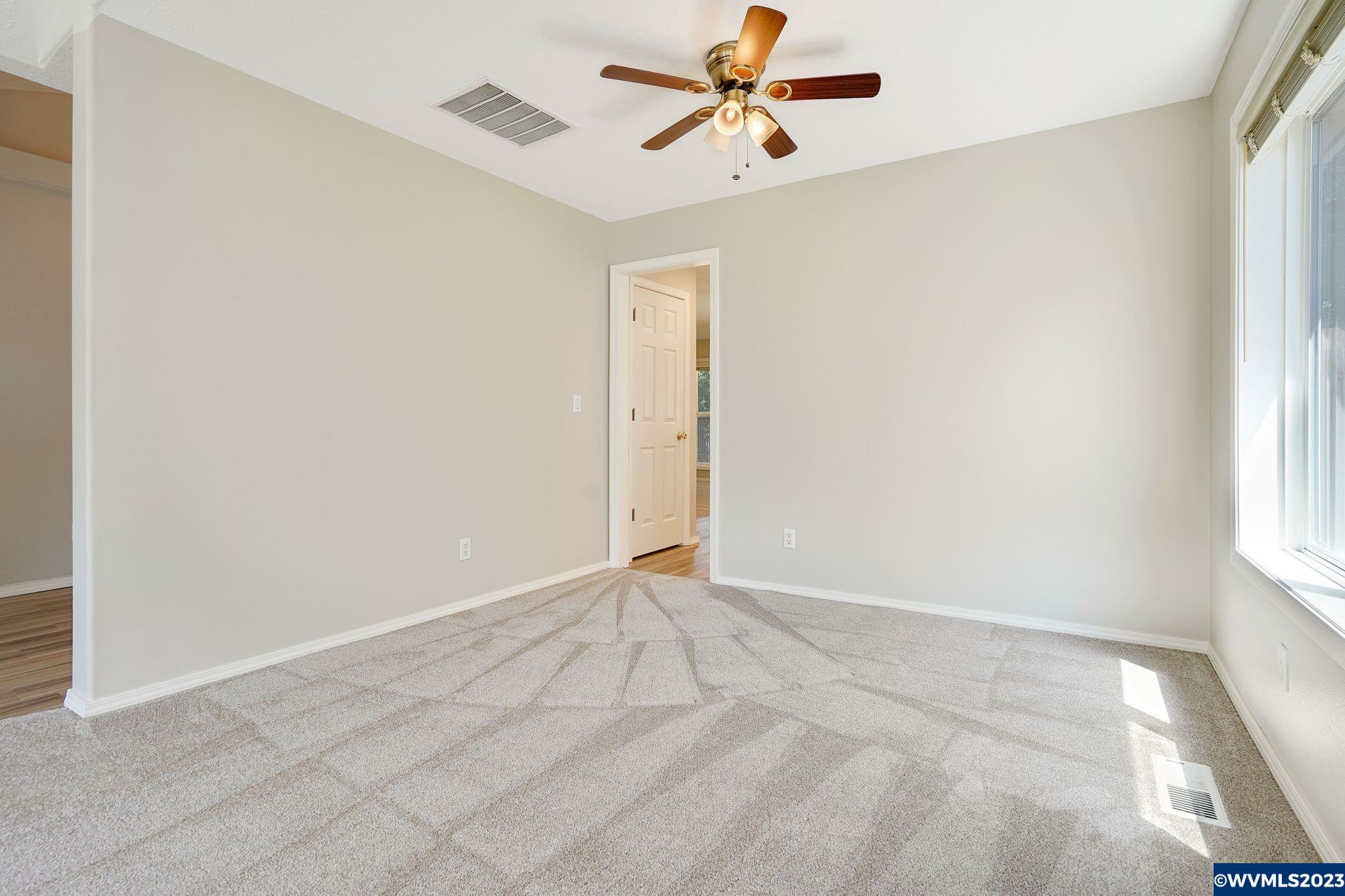1187 Keystone Loop Northeast Keizer, OR 97303 - Photo 10 of 42