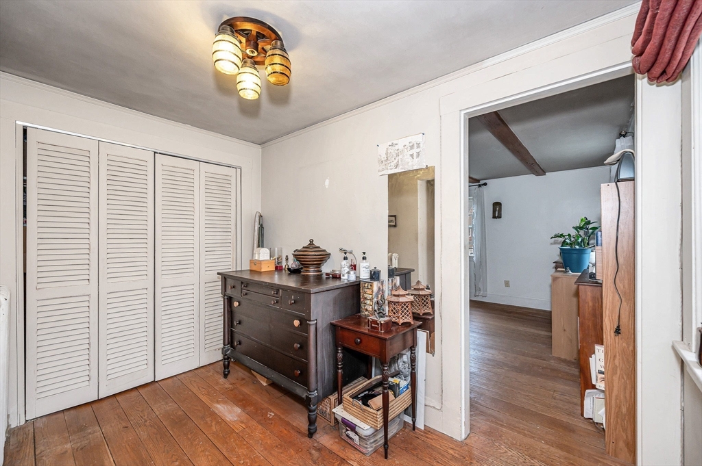 39 Holman Road Newton, MA 02466 - Photo 16 of 42