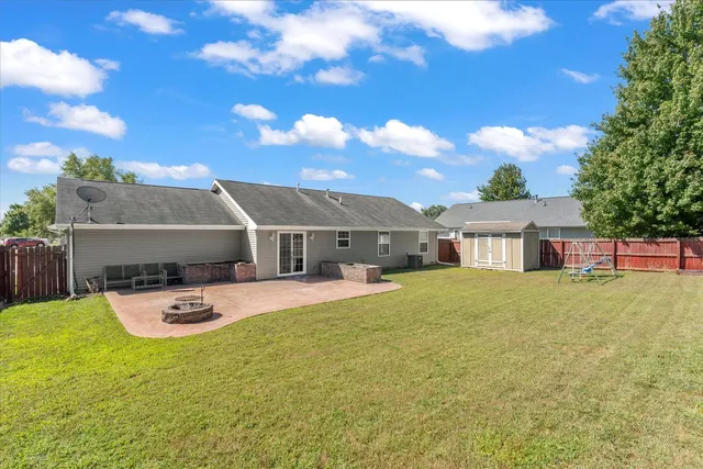 $249,900 | 2712 Milford Drive, Urbana, IL 61802