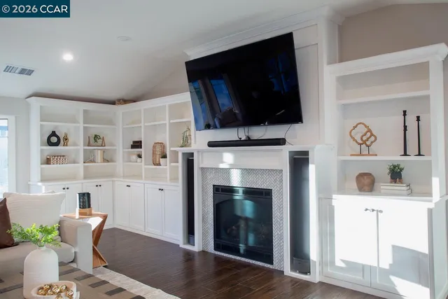 $2,999,000 | 2104 Stewart Avenue, Walnut Creek, CA 94596