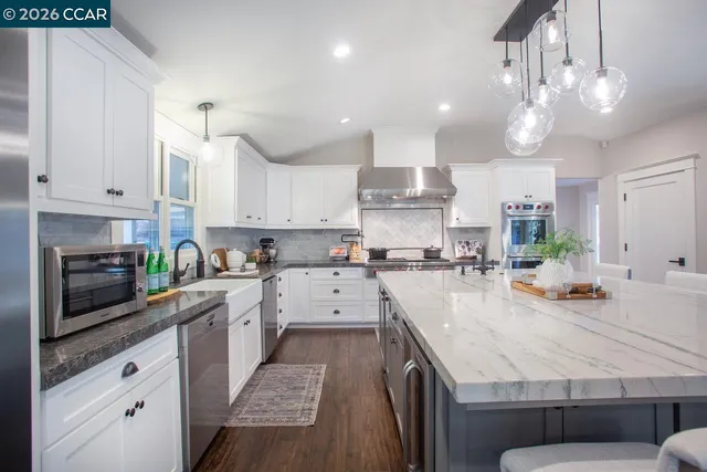 $2,999,000 | 2104 Stewart Avenue, Walnut Creek, CA 94596