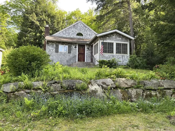 $2,500 | 155 Whittemore Point Road South, Bristol, NH 03222