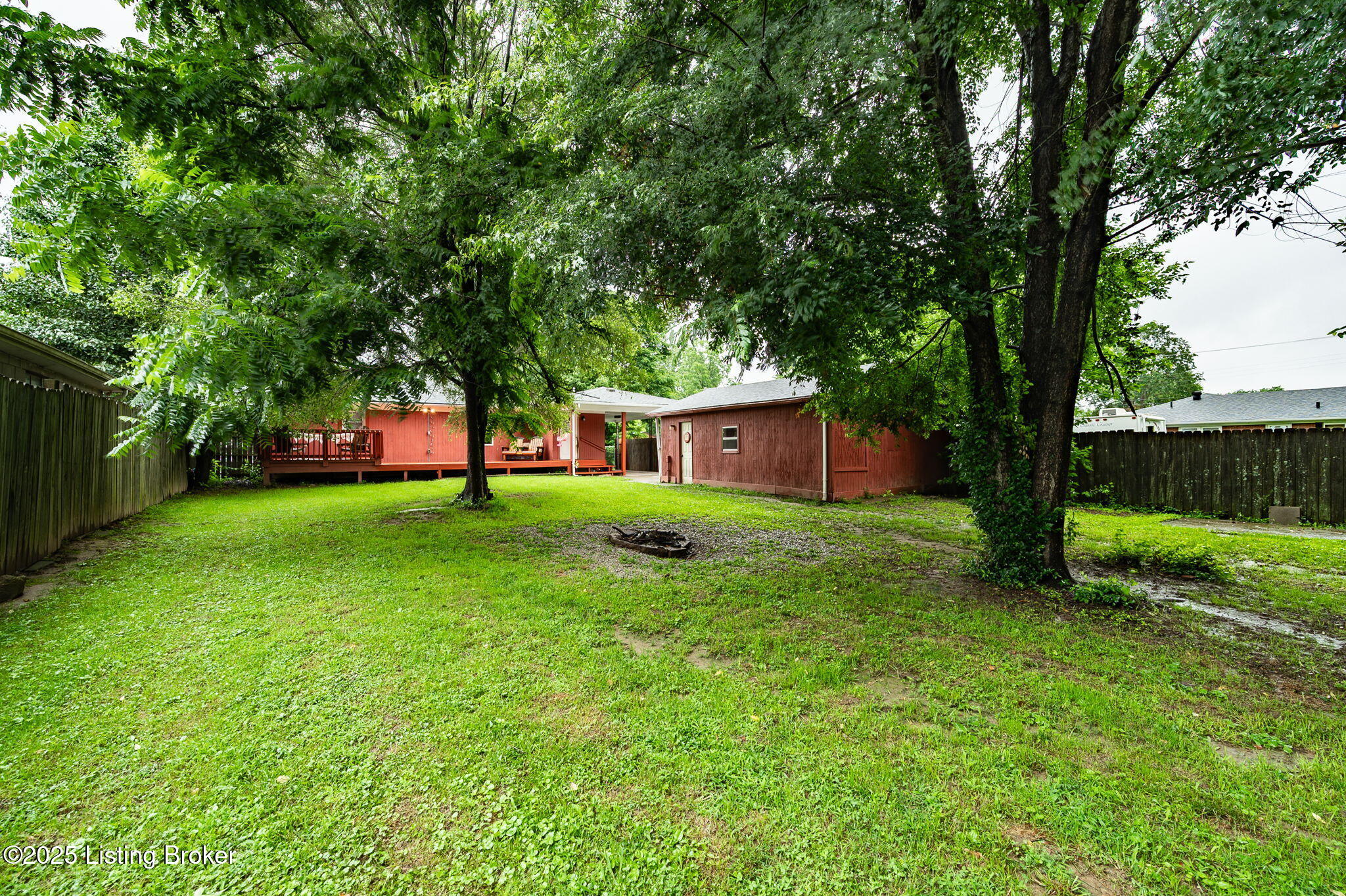 8433 Chase Road Louisville, KY 40258 - Photo 32 of 33 37-web-or-mls-8433-chase-rd
