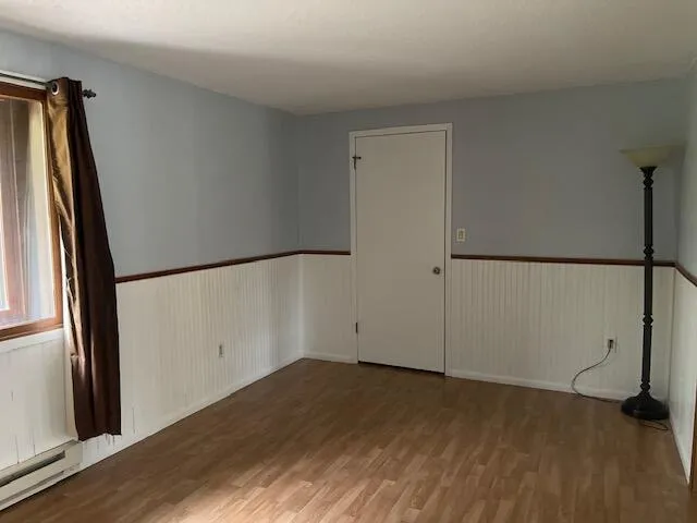 $249,999 | 208 East Drexel Avenue, Oak Creek, WI 53154