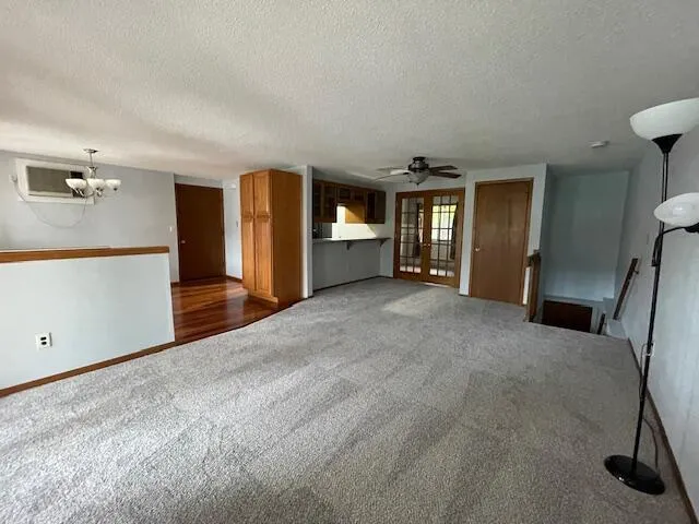 $249,999 | 208 East Drexel Avenue, Oak Creek, WI 53154