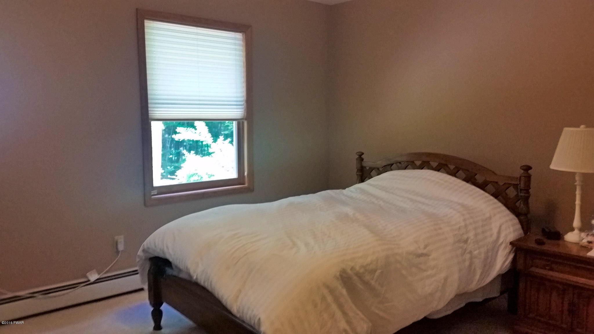 176 Nelson Road Milford, PA 18337 - Photo 14 of 37 1st Floor Bedroom