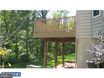19 Arbor Circle Colmar, PA 18915 - Photo 3 of 12 Deck