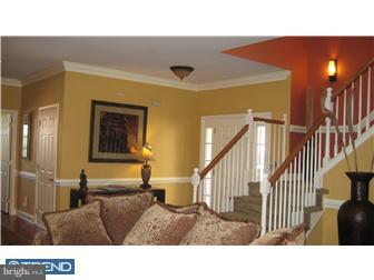 19 Arbor Circle Colmar, PA 18915 - Photo 4 of 12 Foyer